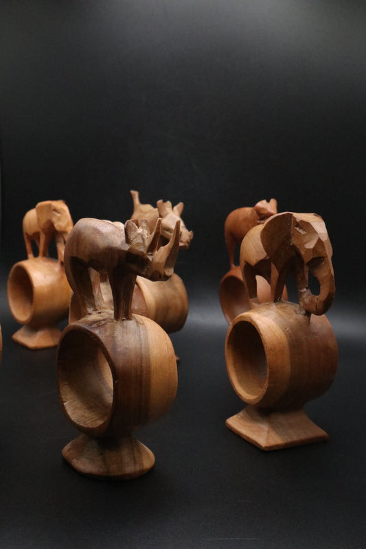 HAND CARVED WOODEN ANIMAL NAPKIN RINGS KENYA SET OF 7