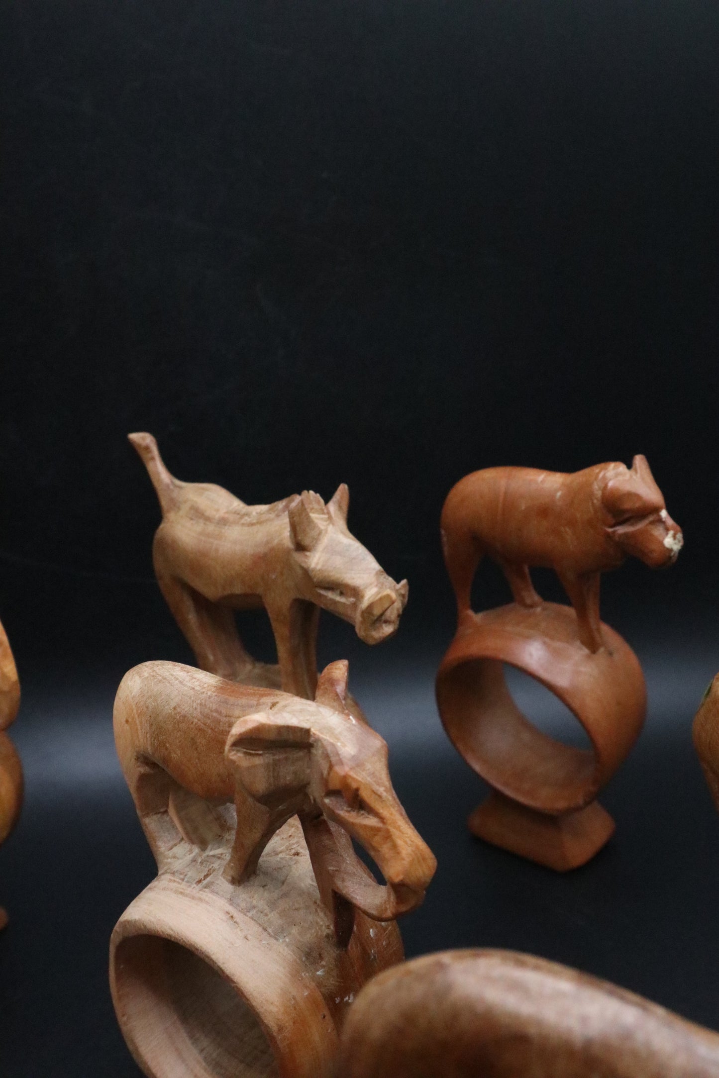 HAND CARVED WOODEN ANIMAL NAPKIN RINGS KENYA SET OF 7