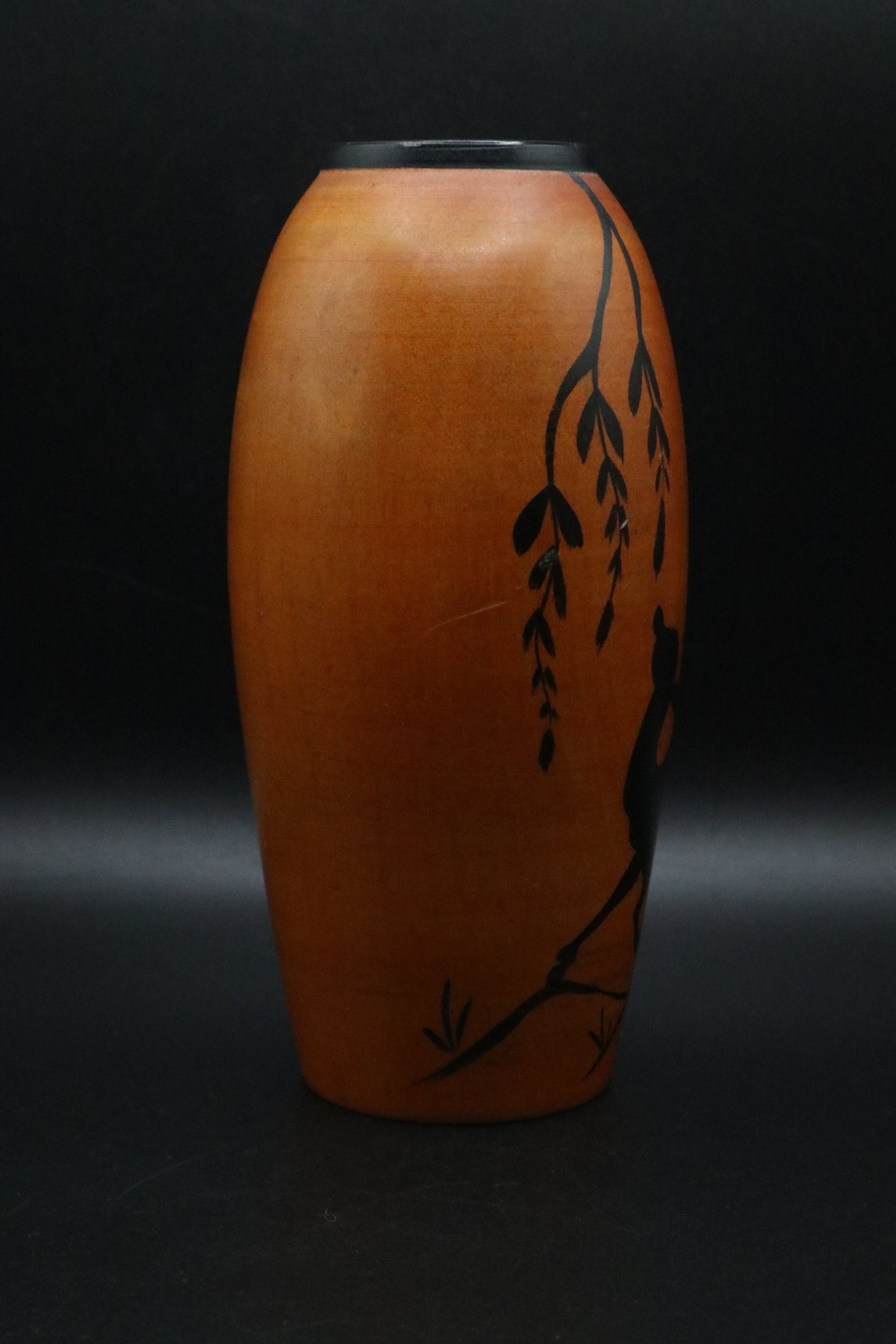 VINTAGE HAND CRAFTED SILHOUETTE DEER AND WILLOW TREE VASE
