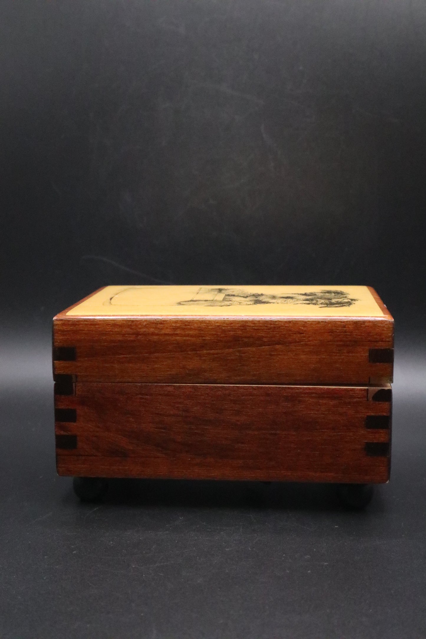 VINTAGE REUGE SWISS MVMT MUSIC TRINKET/JEWELRY BOX