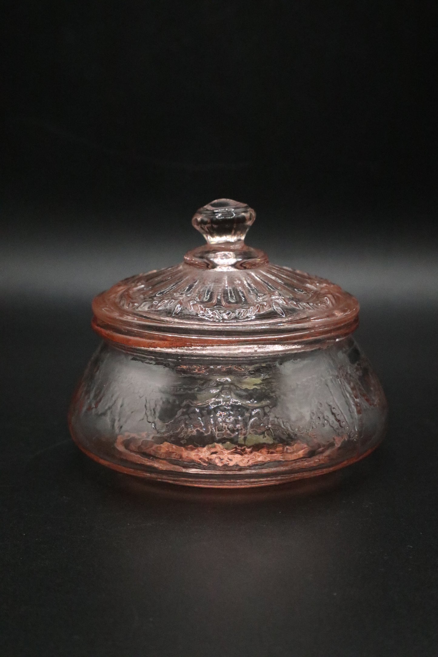 VINTAGE PINK GLASS LIDDED TRINKET JAR W/ BOWDESIGN