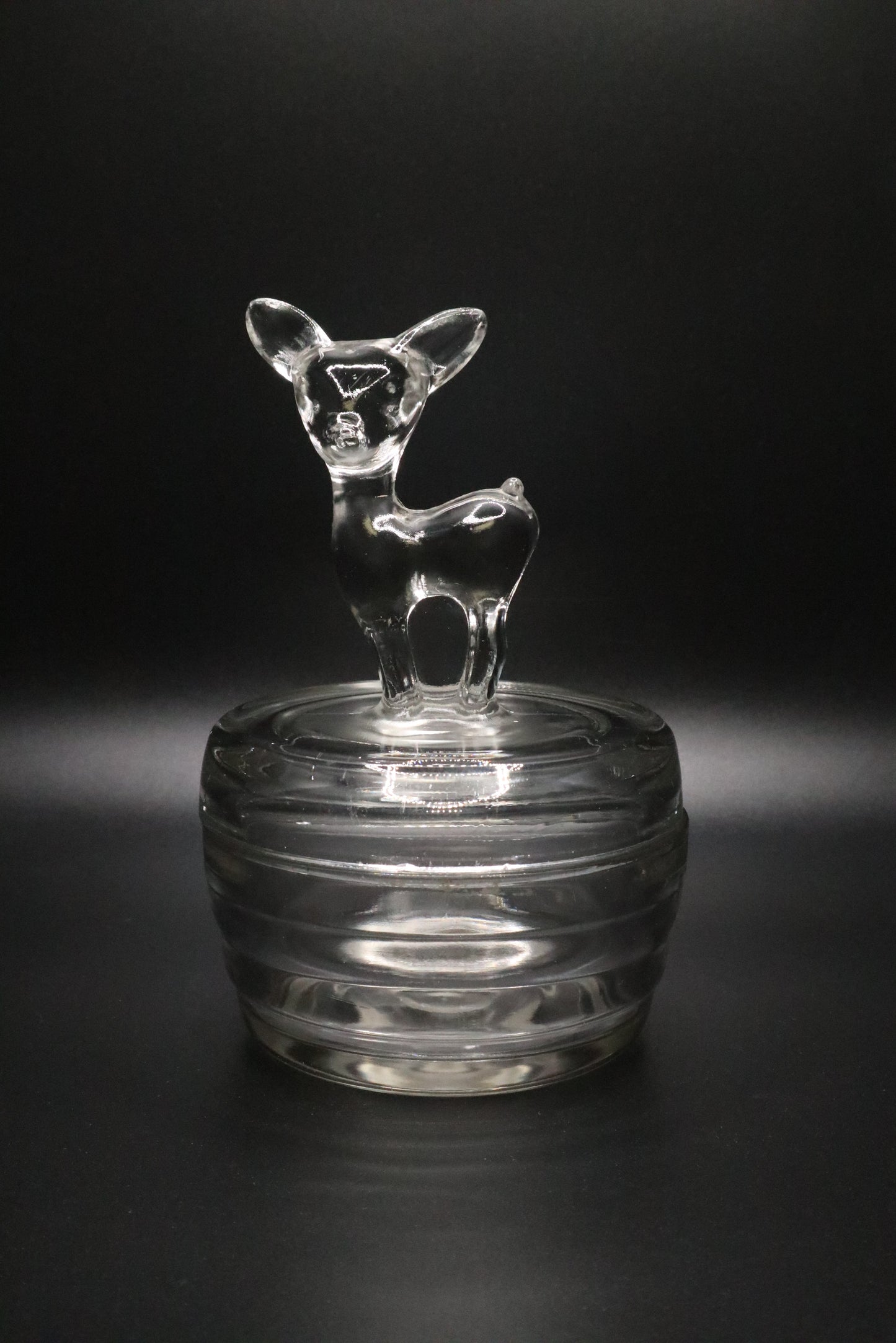 VINTAGE 1940'S JEANNETTE GLASS FAWN TRINKET DISH