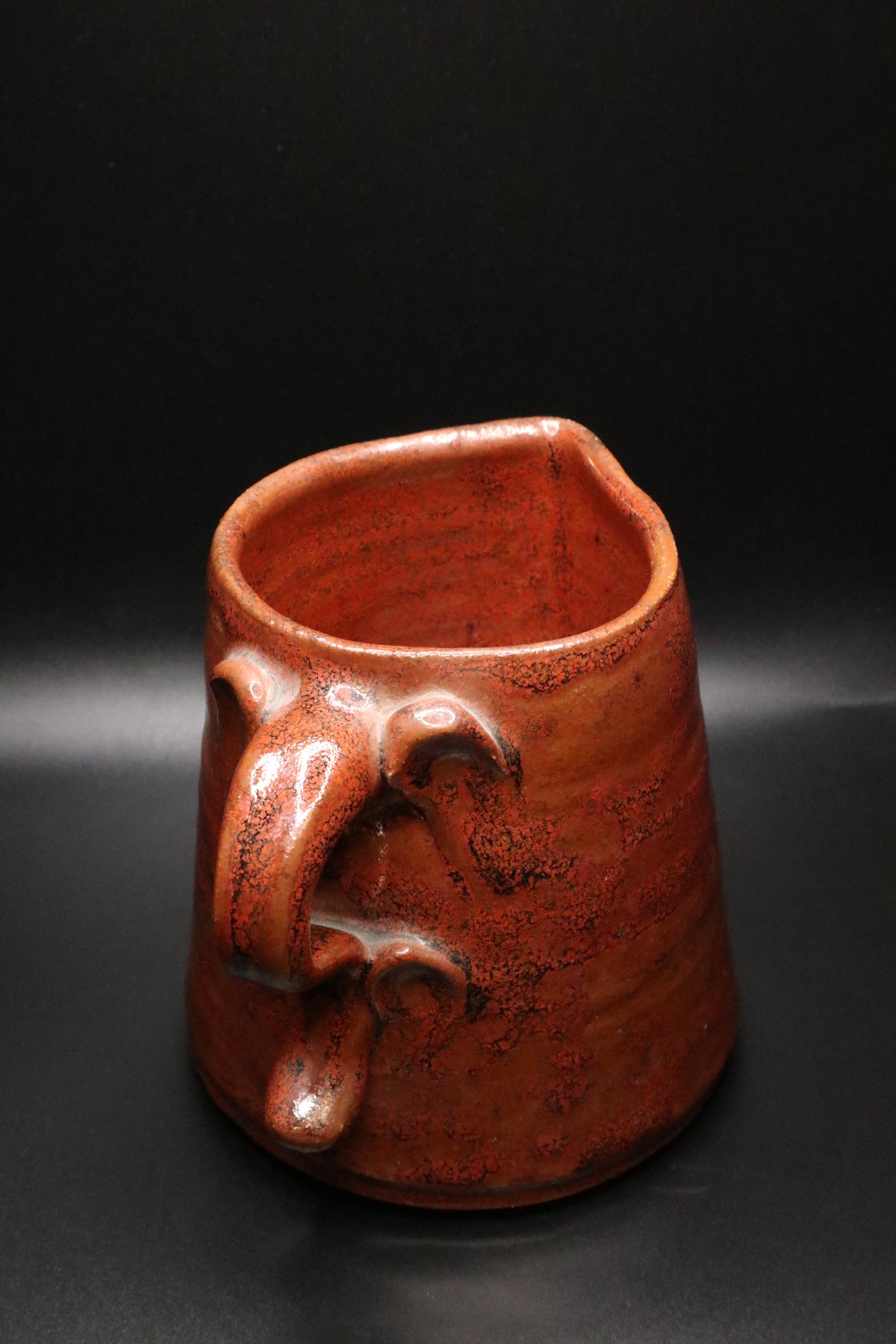 POTTERY BROWN MUG