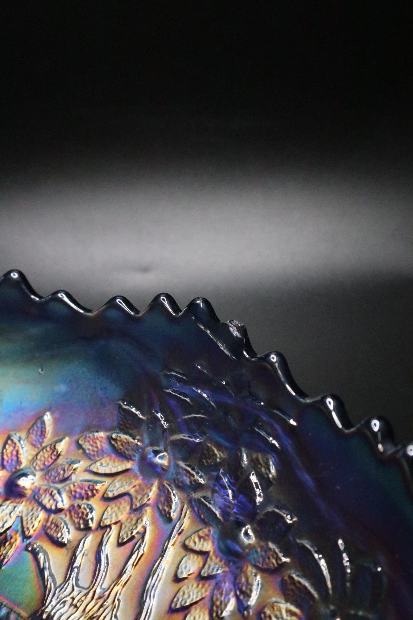 ANTIQUE FENTON BLUE "ORANGE TREE" CARNIVAL GLASS BOWL (AS IS)