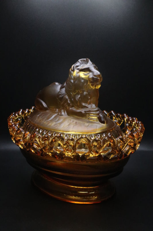 VINTAGE IMPERIAL GLASS AMBER COVERED NESTING LION