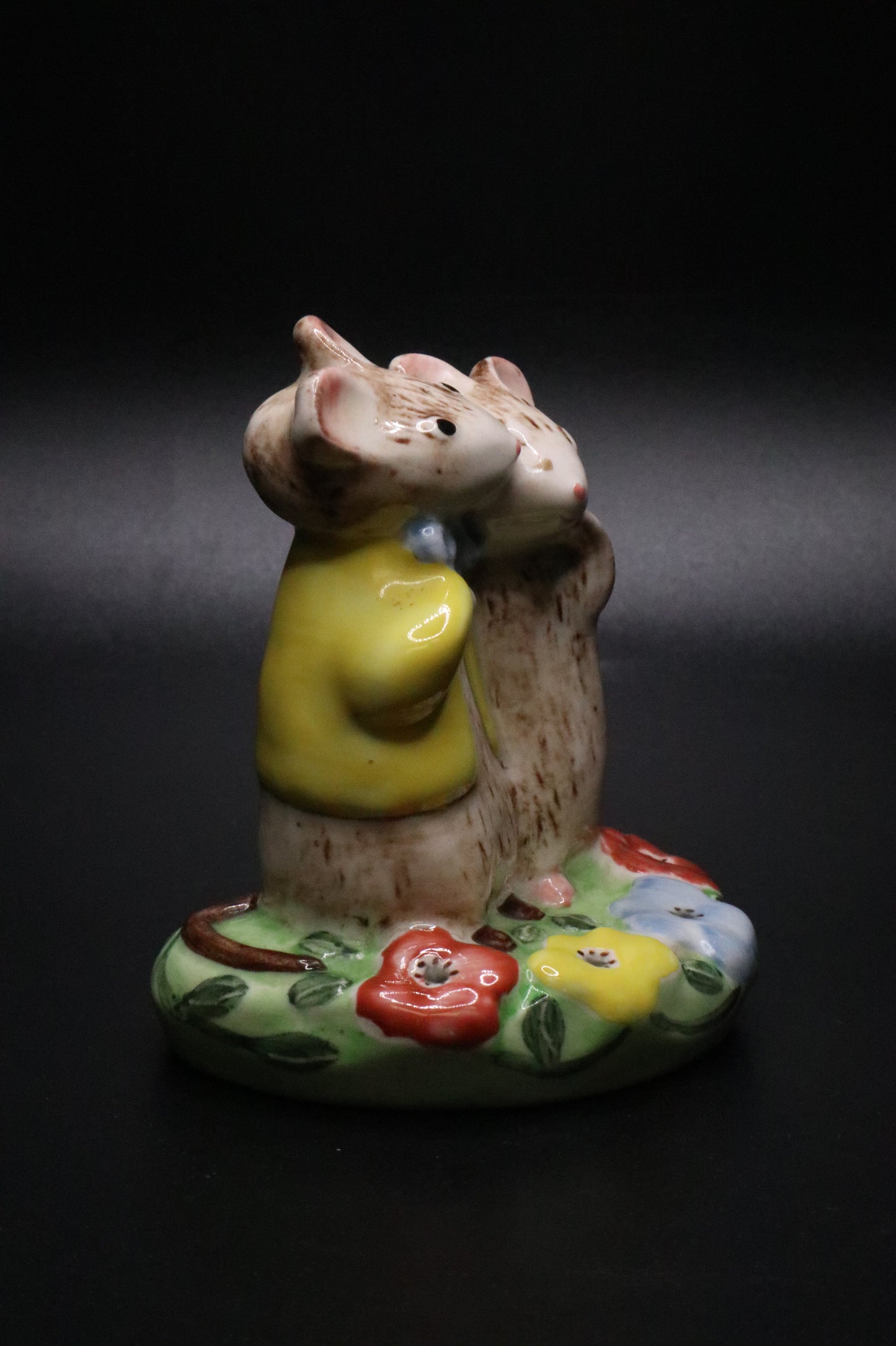 VINTAGE BESWICK MACBRIDE FIGURINE "JUST GOOD FRIENDS" MADE IN ENGLAND