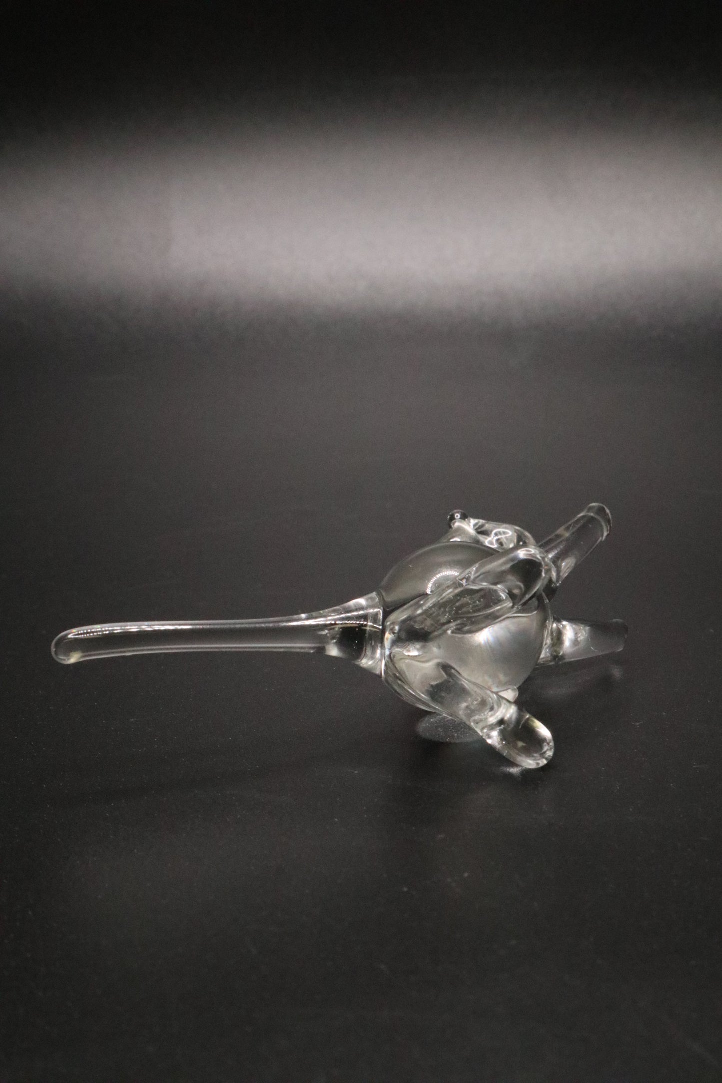 VINTAGE HAND BLOWN CLEAR GLASS CAT