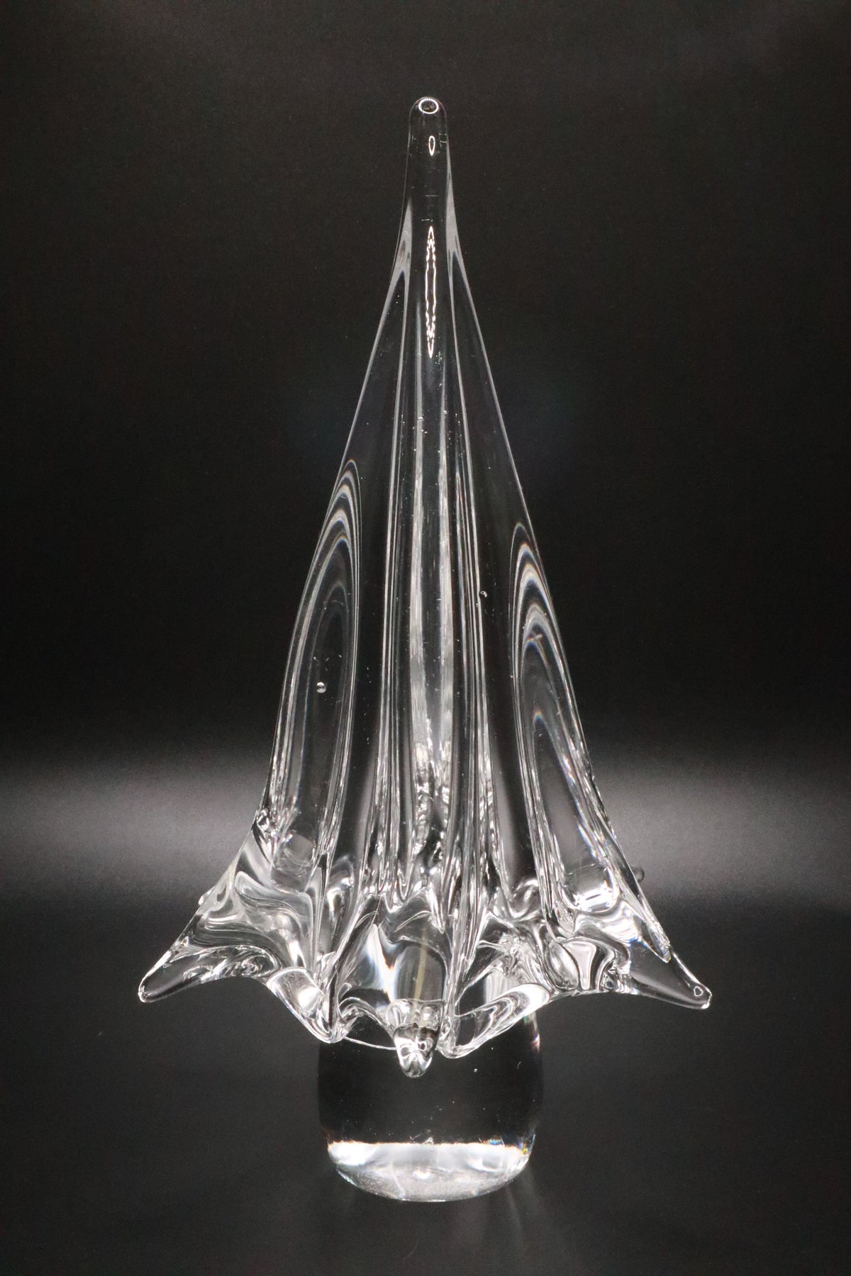 VINTAGE CLEAR ART GLASS CHRISTMAS TREE
