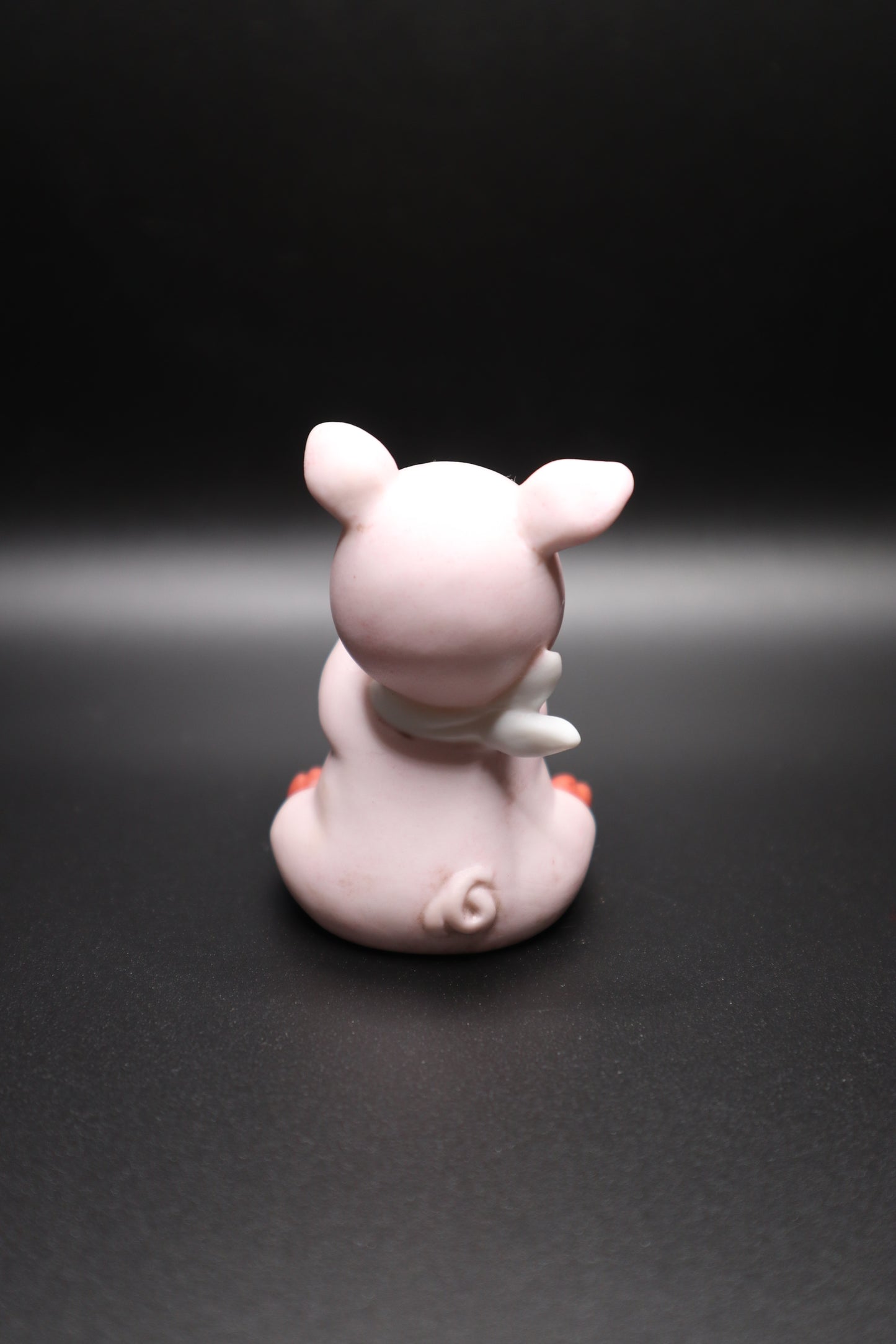 JOSEF ORIGINALS GEORGE GOOD 1975 MINI PIG EATING CORN