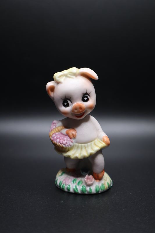 GEORGE GOOD MINI PIG WITH FLOWER BASKET MADE IN TAIWAN