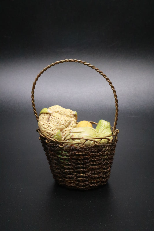 VINTAGE MINIATURE WIRE BASKET WITH CERAMIC SCULPTED VEGETABLES