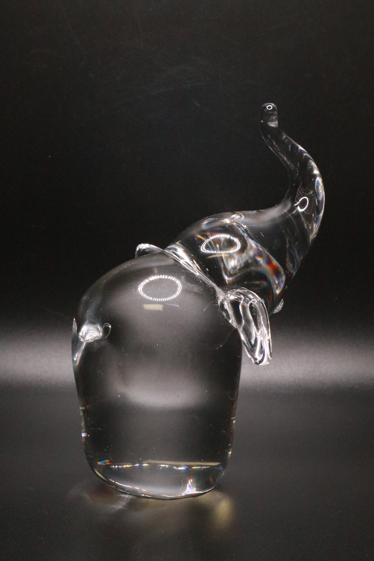 VINTAGE CLEAR GLASS ART ELEPHANT FIGURINE HAND BLOWN (AS IS)