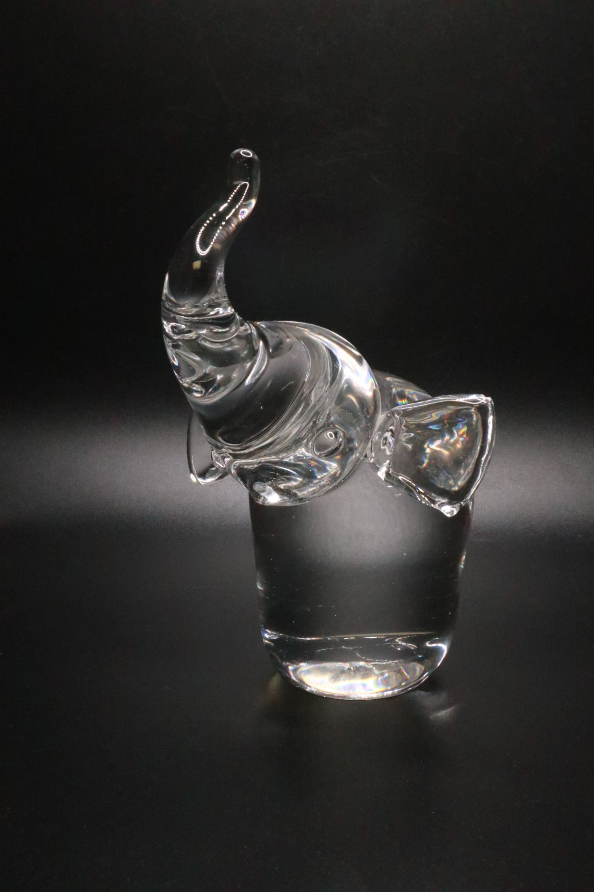 VINTAGE CLEAR GLASS ART ELEPHANT FIGURINE HAND BLOWN (AS IS)
