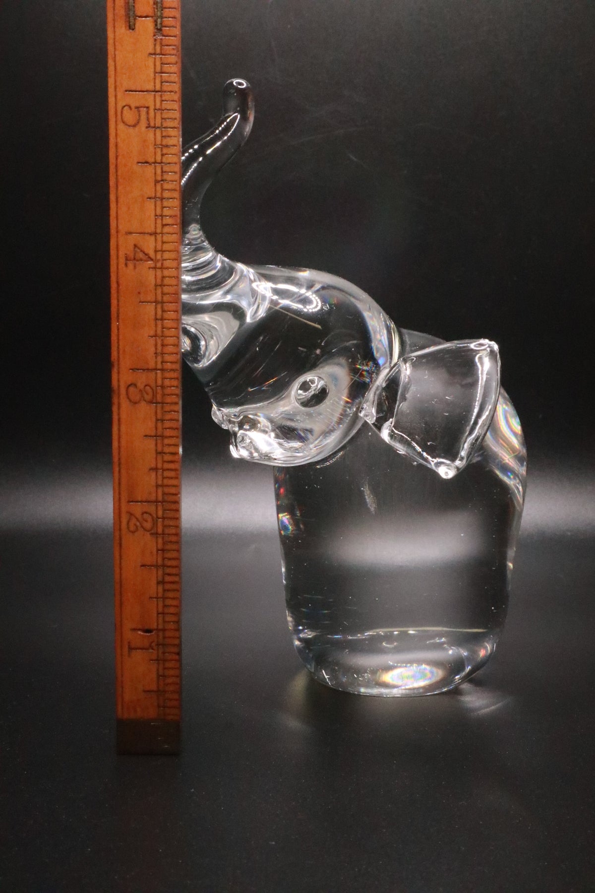 VINTAGE CLEAR GLASS ART ELEPHANT FIGURINE HAND BLOWN (AS IS)