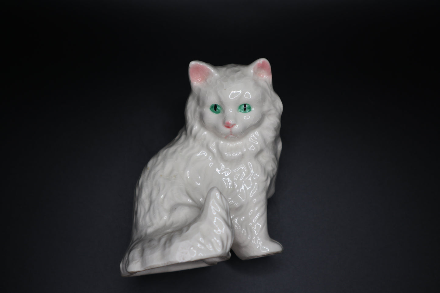 VINTAGE GOEBEL GERMANY WHITE CAT
