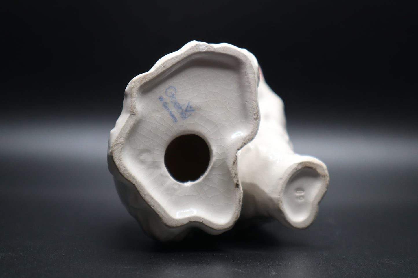 VINTAGE GOEBEL GERMANY WHITE CAT