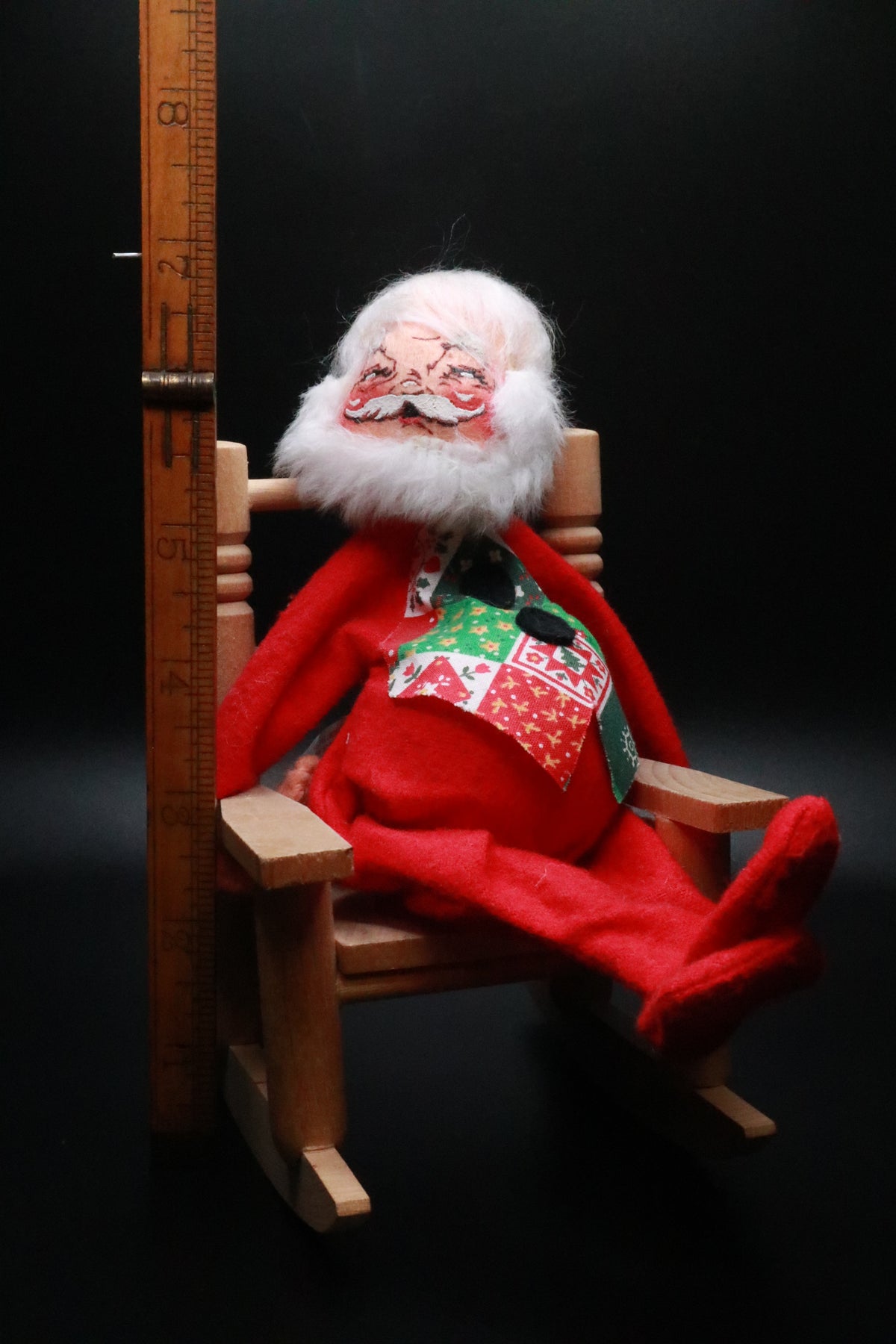 VINTAGE 1963 ANNALEE MOBILITEE SANTA CLAUS IN A WOODEN ROCKING CHAIR