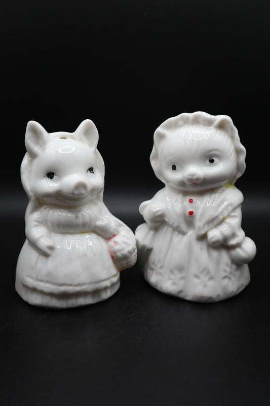 CAT AND PIG SALT AND PEPPER SHAKERS