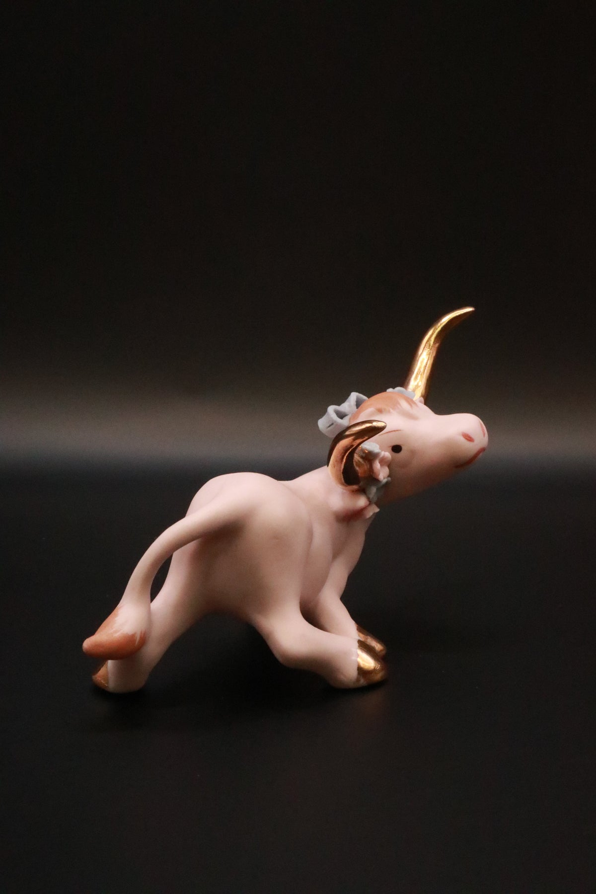 VINTAGE 1950'S NAPCO CERAMICS ANTHROPOMORPHIC LONG HORN BULL
