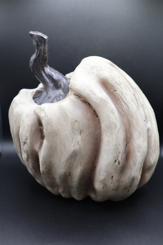 VINTAGE RESIN HALLOWEEN DECOR PUMPKIN