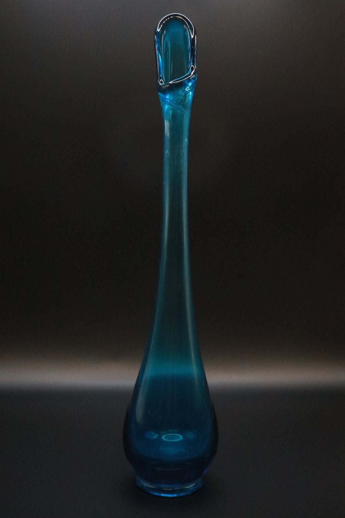 MCM VIKING "BLUENIQUE" SWUNG ART GLASS VASE