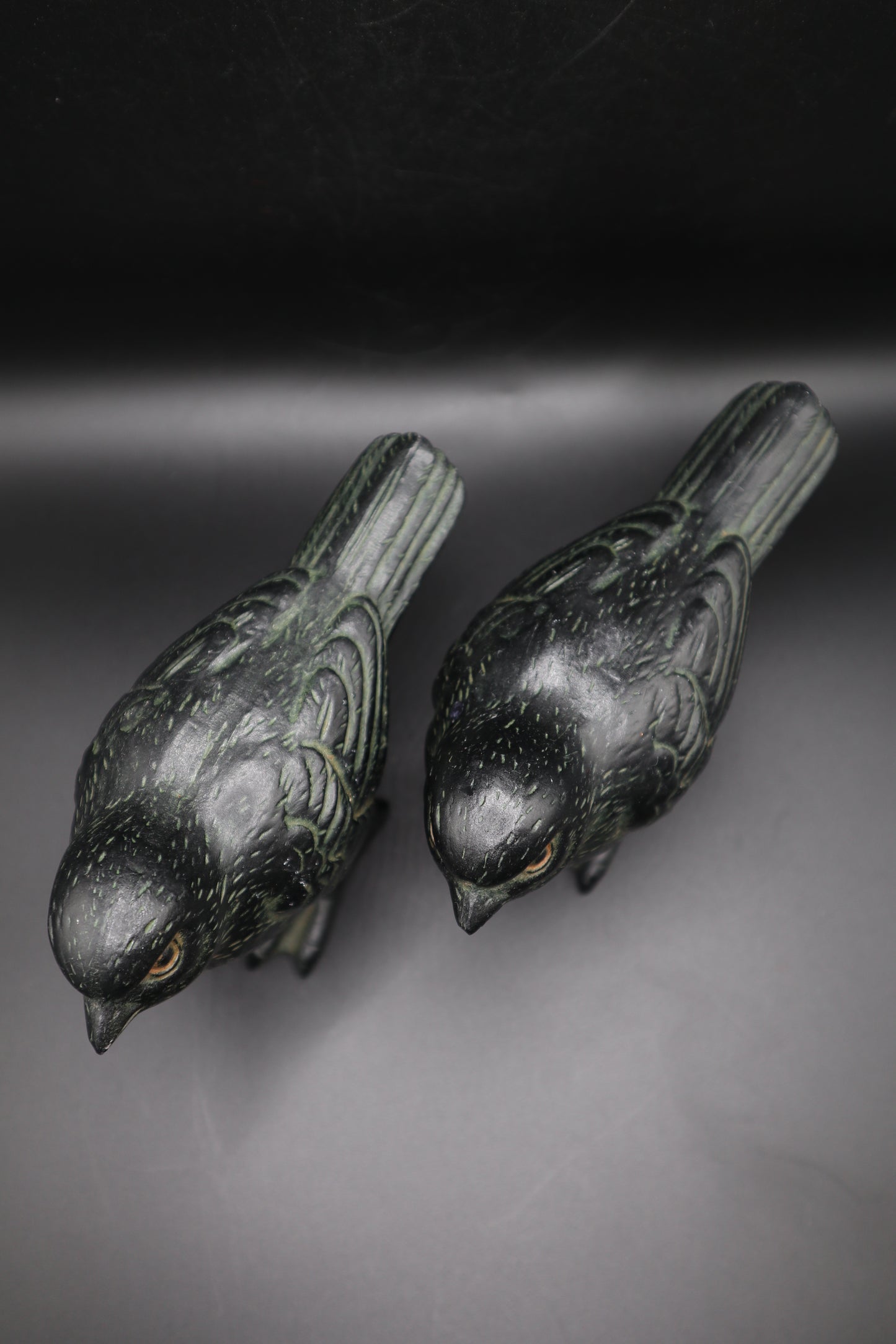 BLACK BIRD RESIN SET OF 2