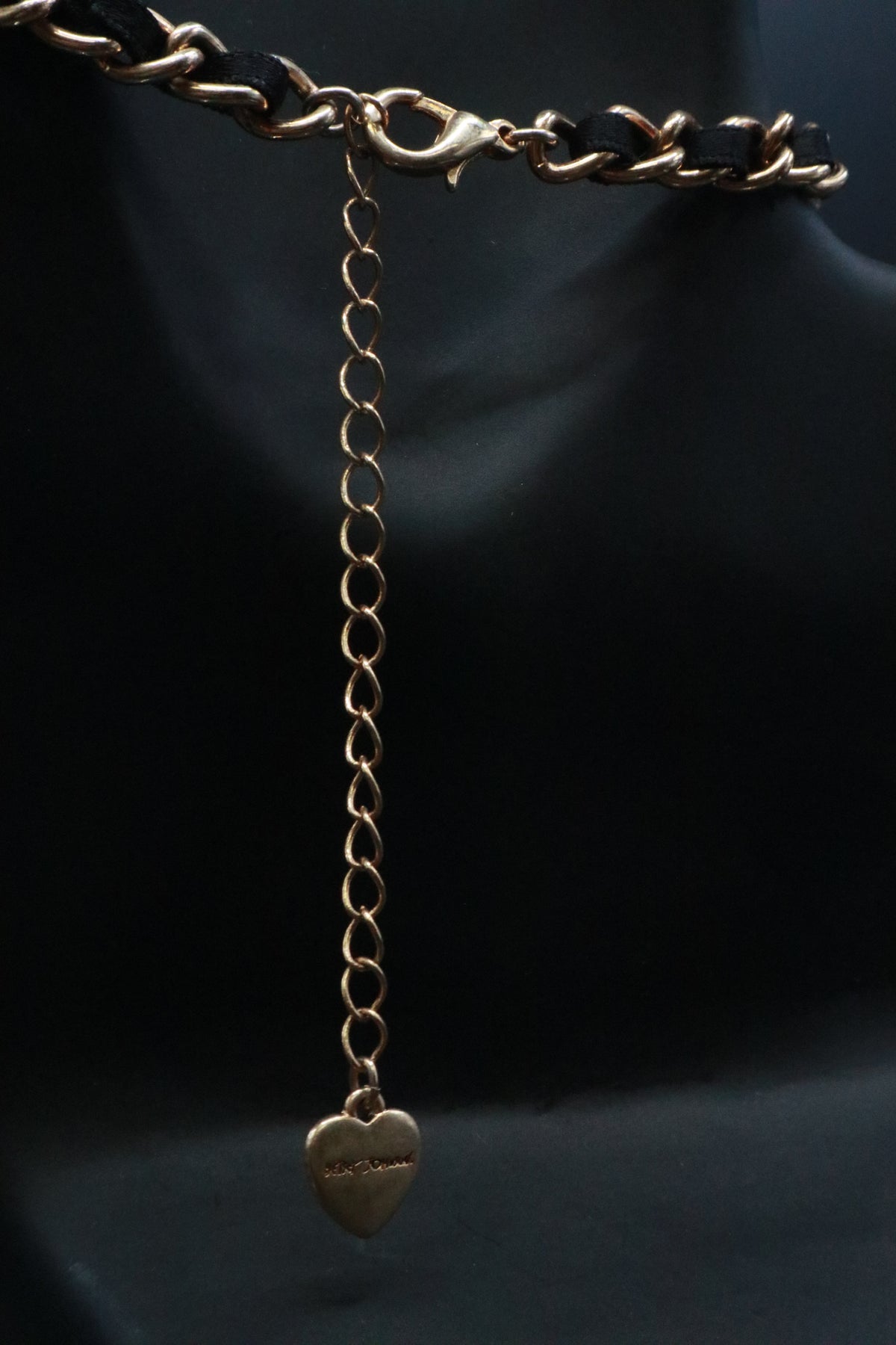 VINTAGE BETSEY JOHNSON BLACK SWAN BALLERINA NECKLACE