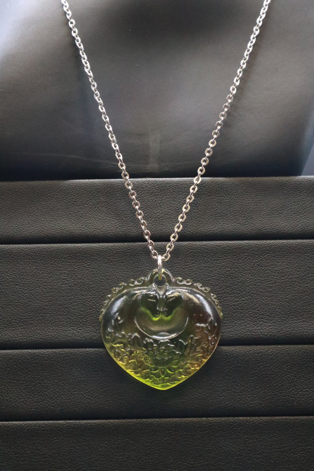 LIULI GONG FANG CRYSTAL GLASS ART "MY LOVE FOR YOU IS UNCONDITIONAL" PENDANT 4574/5000