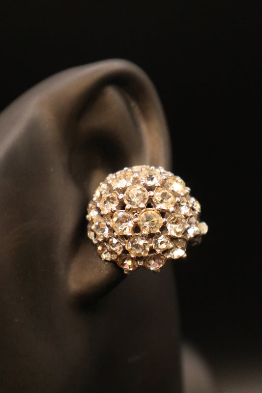 VINTAGE BOGOFF CLEAR CRYSTAL CLIP ON EARRINGS