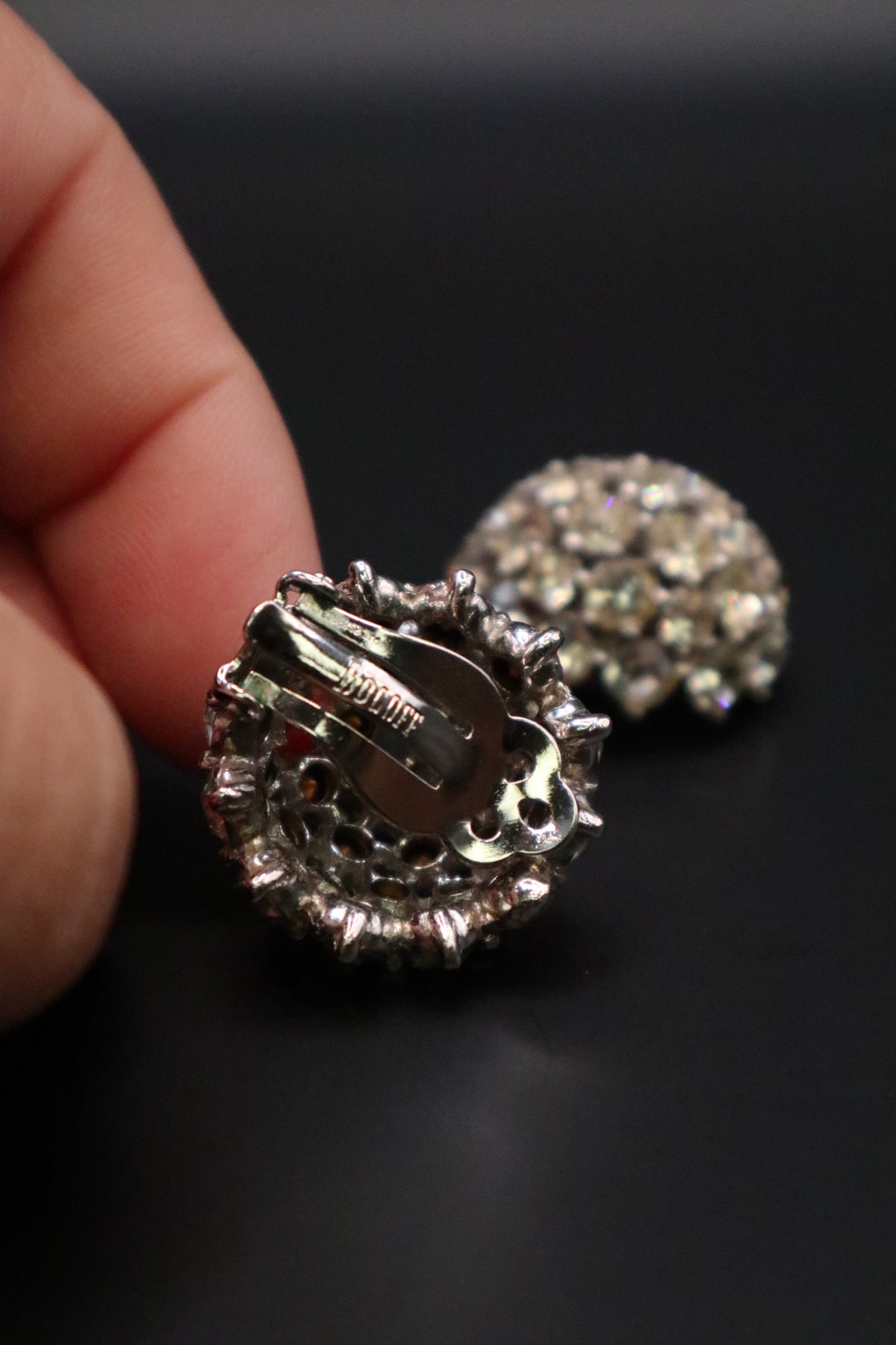 VINTAGE BOGOFF CLEAR CRYSTAL CLIP ON EARRINGS