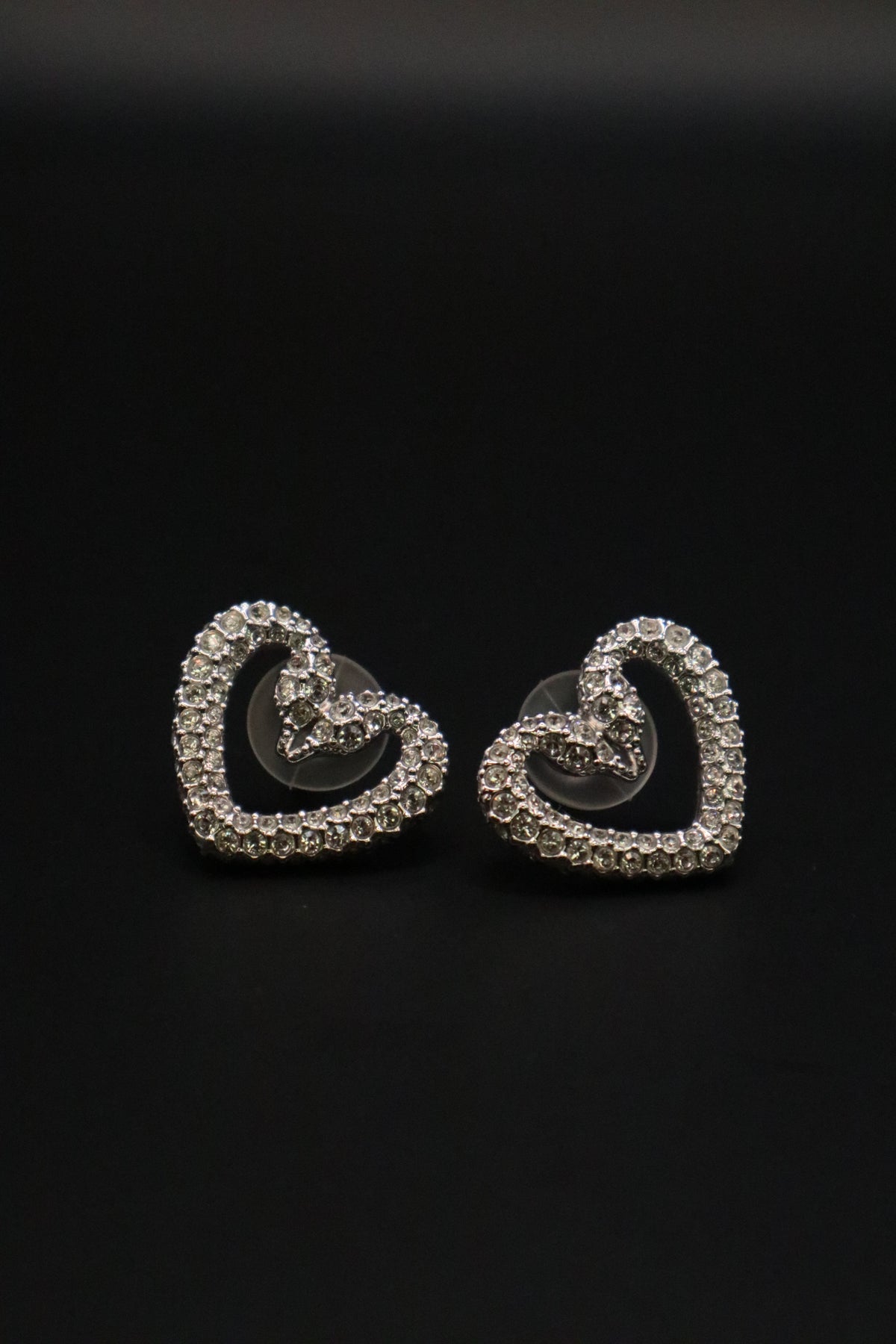 VINTAGE SWAROVSKI RHODIUM PLATED SWAN UNA HEART STUD EARRINGS
