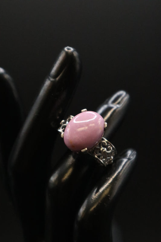 KARIS STS LAVENDER CABOCHON STONE RING SIZE 6