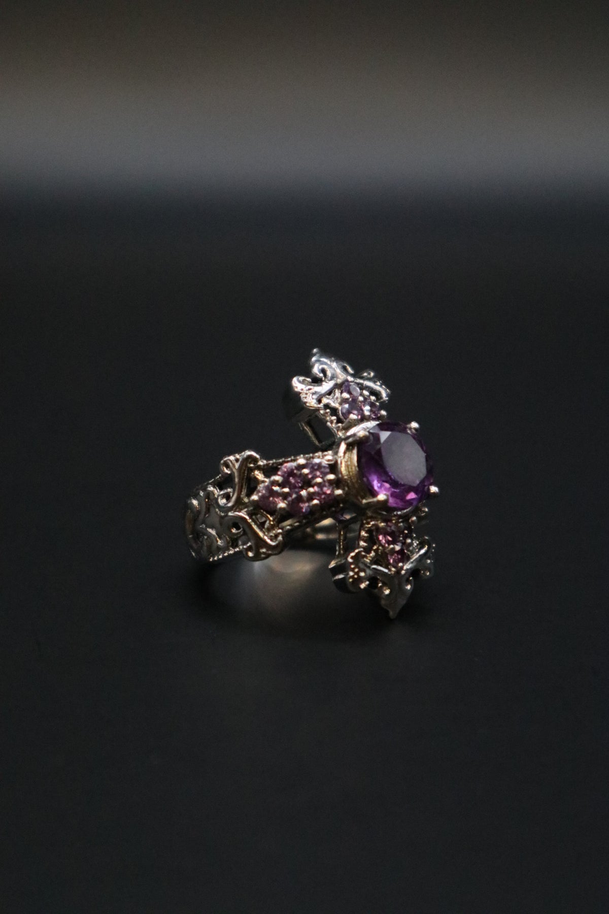 KARIS STS VICTORIAN STYLE AMETHYST GEMSTONE CROSS RING SIZE 6