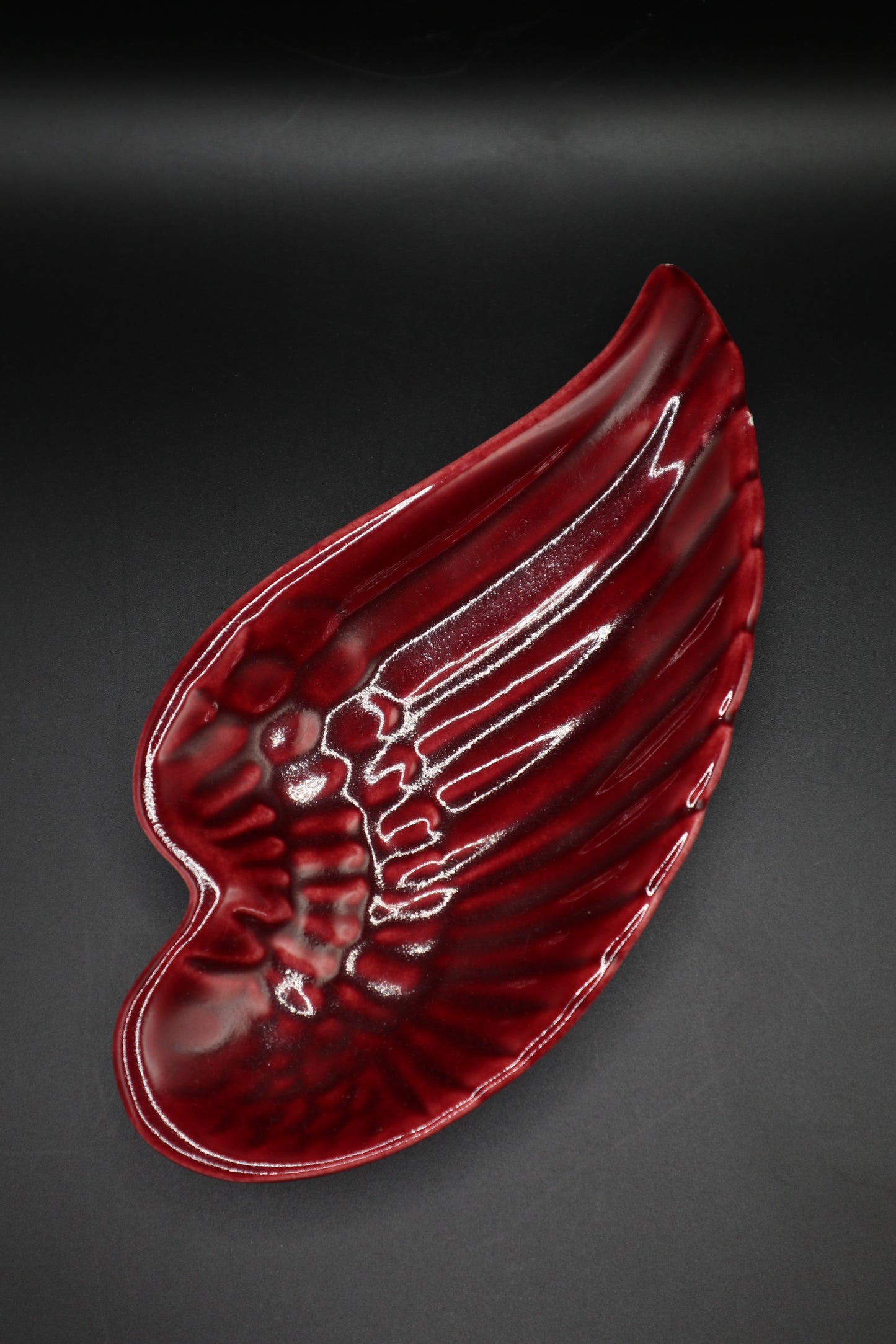 RED WING POTTERY USA ASHTRAY