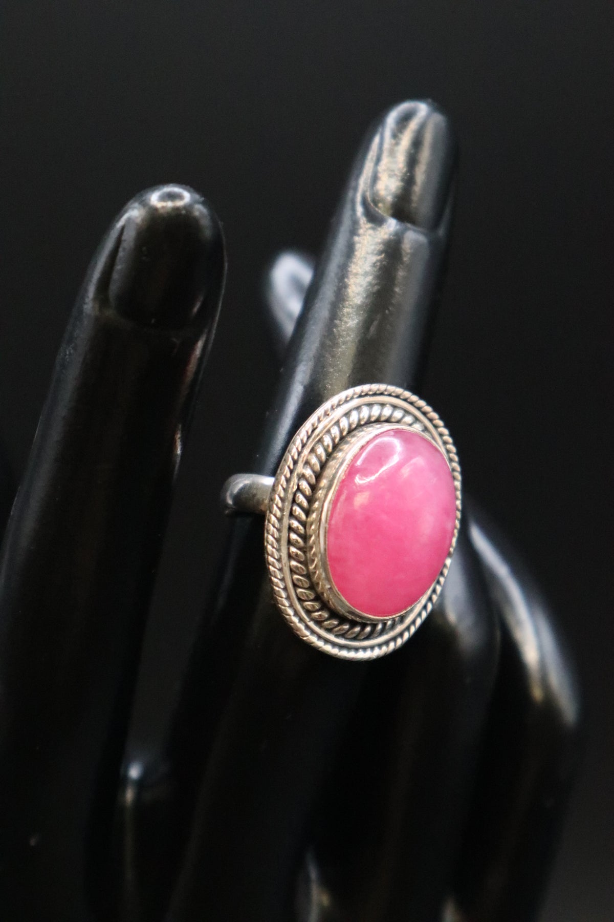 925 OVAL PINK CABOCHON STONE BRAIDED ROPE TWIST BORDER RING SIZE 6