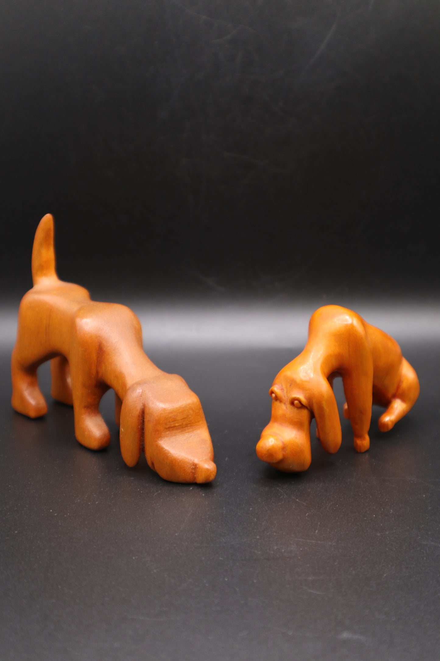 MCM HAND CARVED WOODEN PAIR OF HOUND DOGS