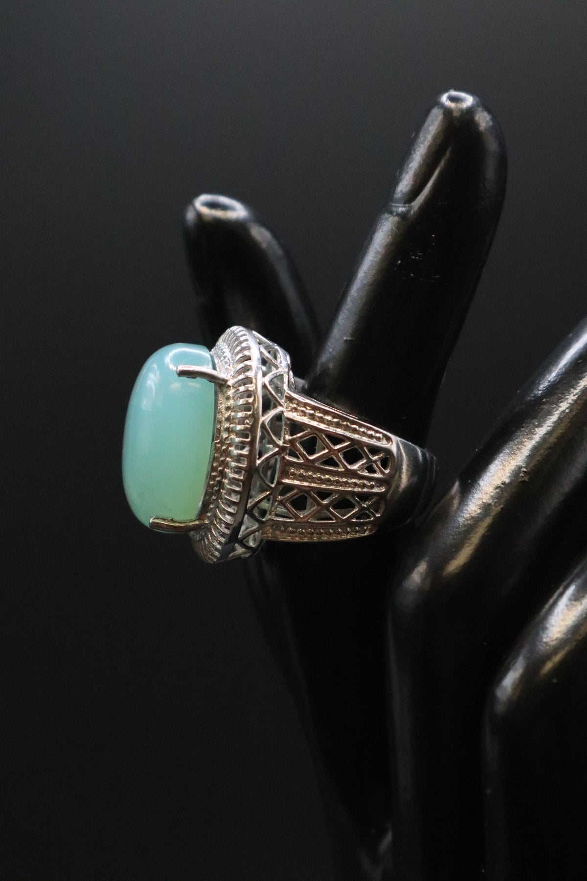KARIS STS CHALCEDONY CABOCHON RING SIZE 6