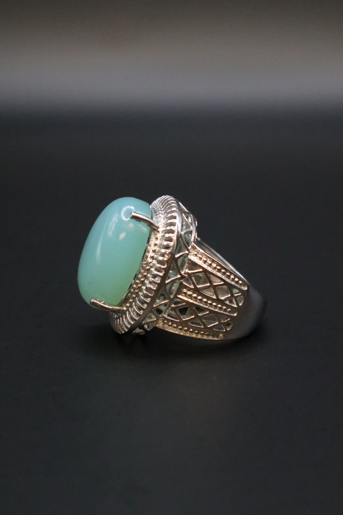 KARIS STS CHALCEDONY CABOCHON RING SIZE 6