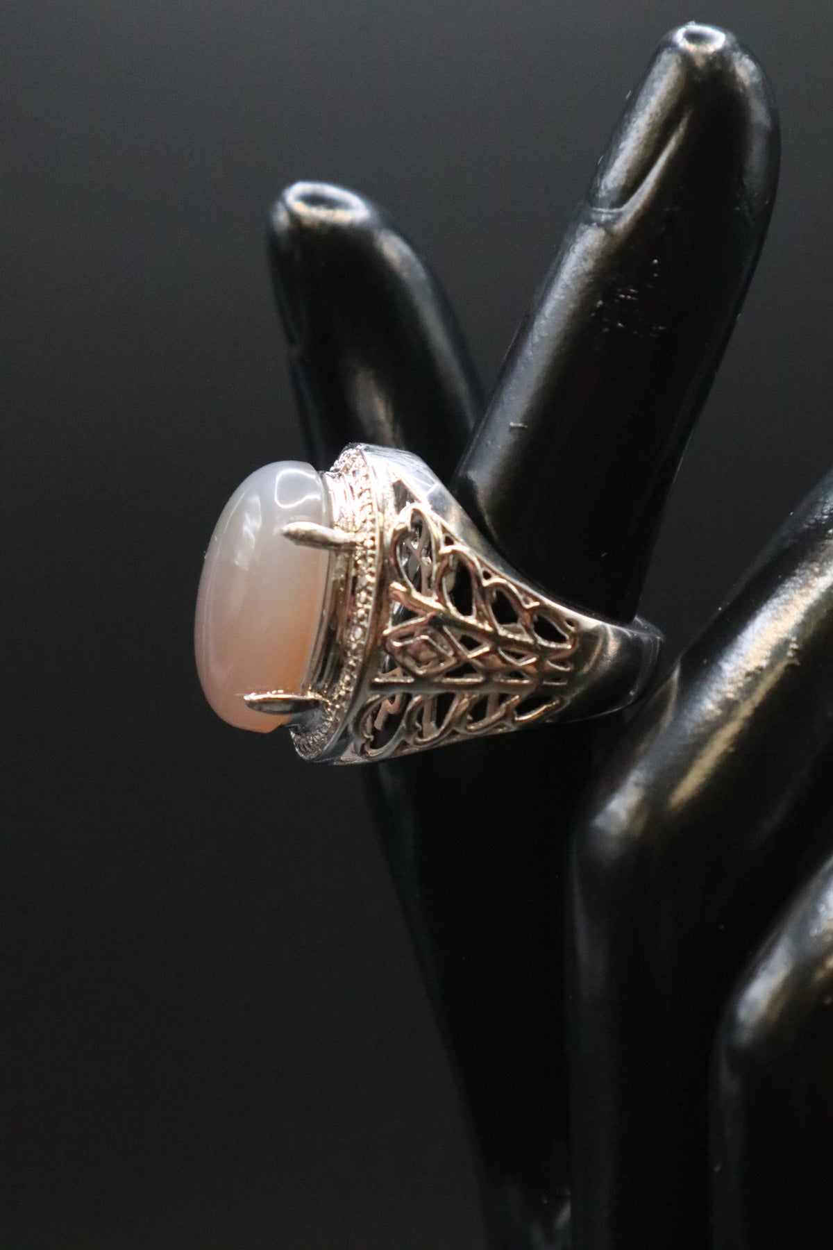 KARIS STS OVAL TRANSLUCENT MILKY LAVENDER CABOCHON MOONTONE RING SIZE 6