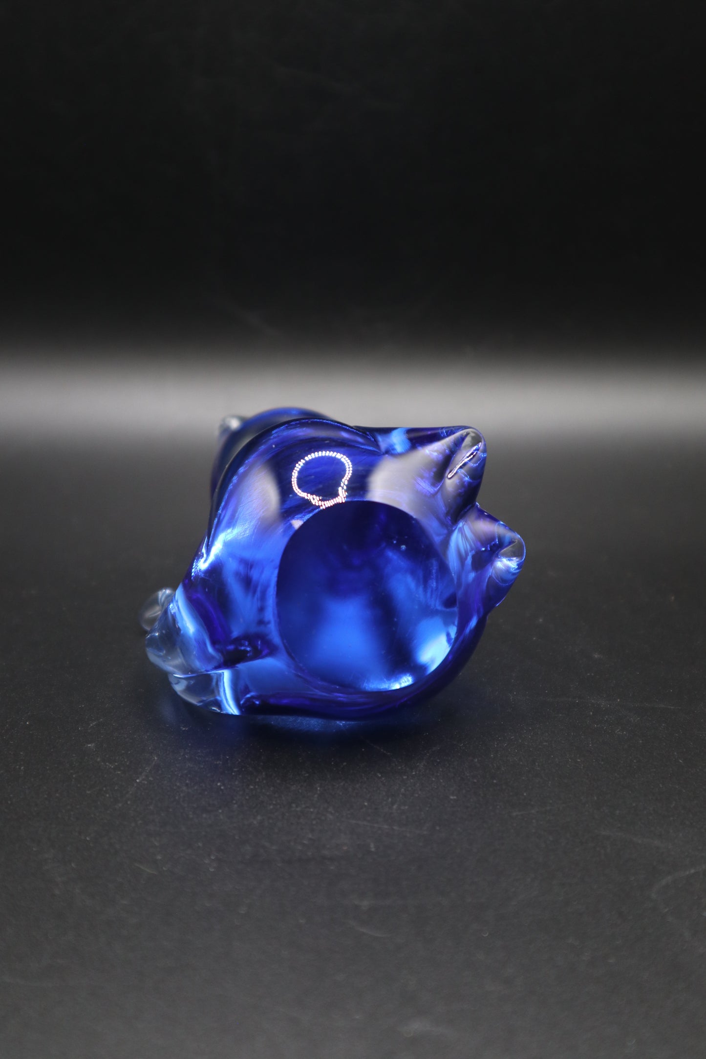 VINTAGE HAND BLOWN COBALT BLUE ART GLASS SMALL CAT
