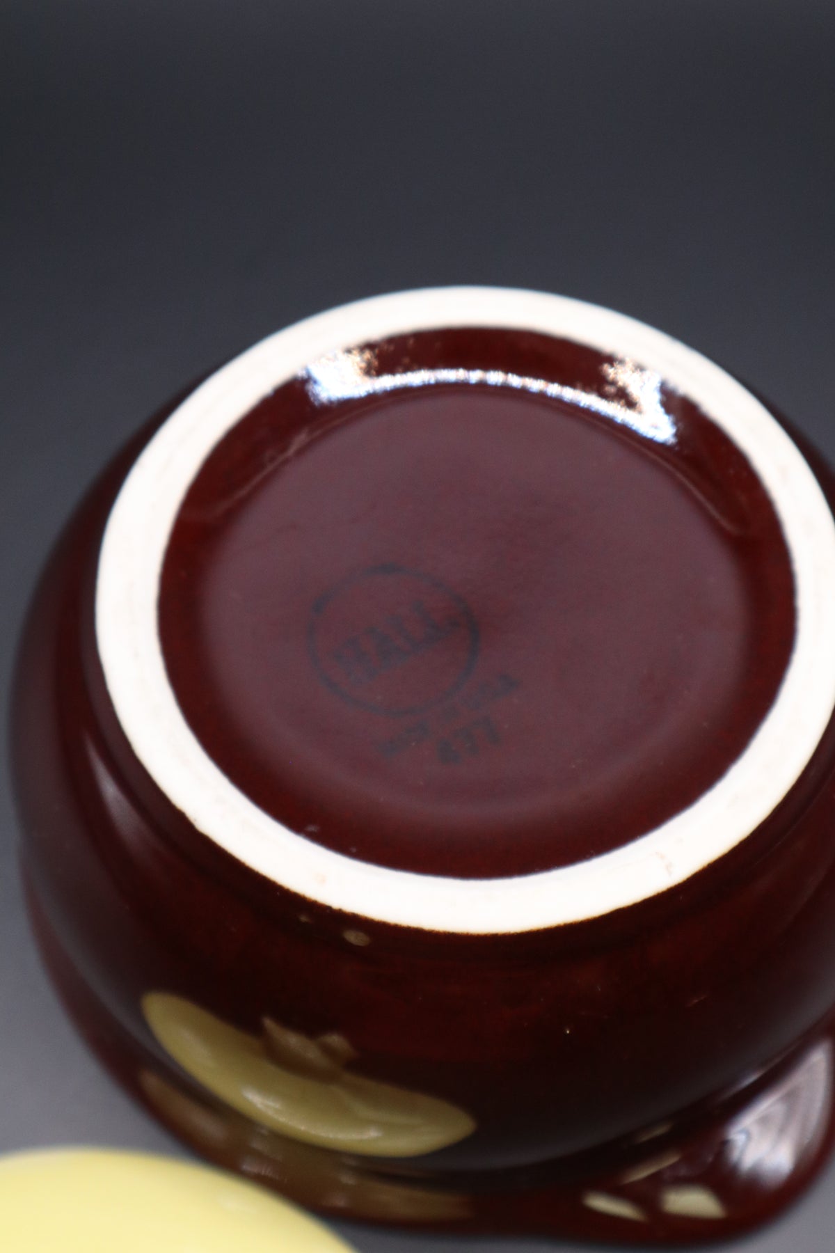 VINTAGE HALL POTTERY MINI CASSEROLE DISH CHICK FINIAL HANDLE