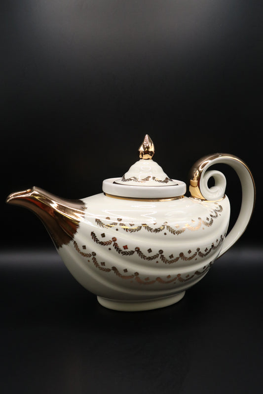 VINTAGE HALL CHINA "ALADDIN" TEAPOT