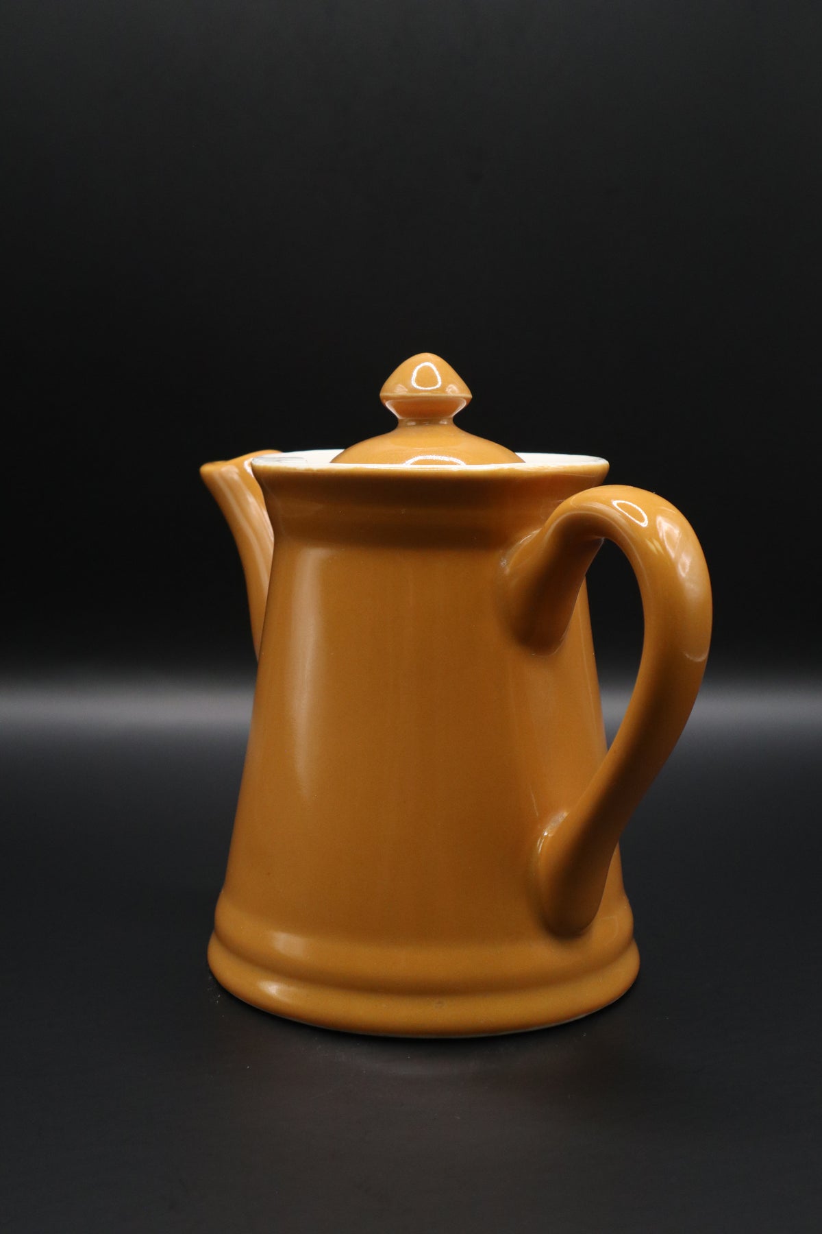 VINTAGE HALL USA INDIVIDUAL BUTTERSCOTCH TEAPOT
