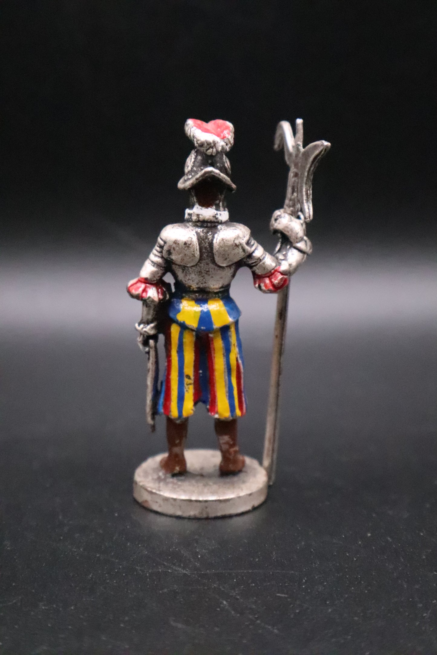PONTIFICAL SWISS GUARD TOY SOLDIER